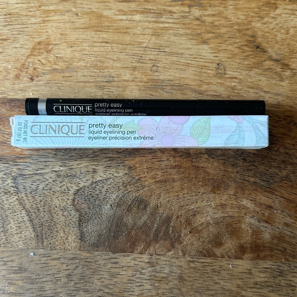 NWOT Clinique easy liquid black eye liner